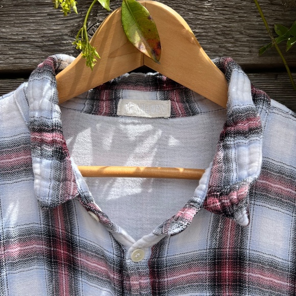 CP Shades Button front Long Sleeve Plaid Shirt - Size L - Picture 2 of 6